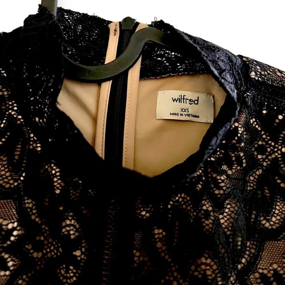 Aritzia Wilfred Adrienne Black Lined mock neck Longsleeve lace blouse top sz XXS - Picture 5 of 5